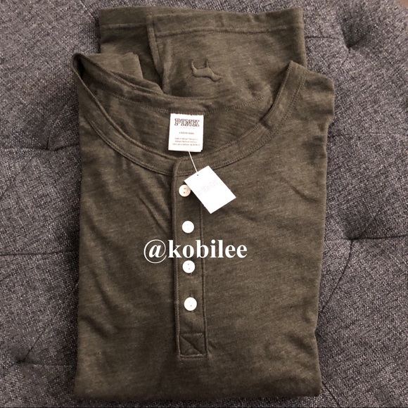 VS Pink L long sleeve tee - Picture 4 of 5